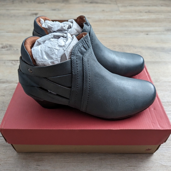 Cobb Hill Laurel Woven Boot- 8.5 - Picture 3 of 14